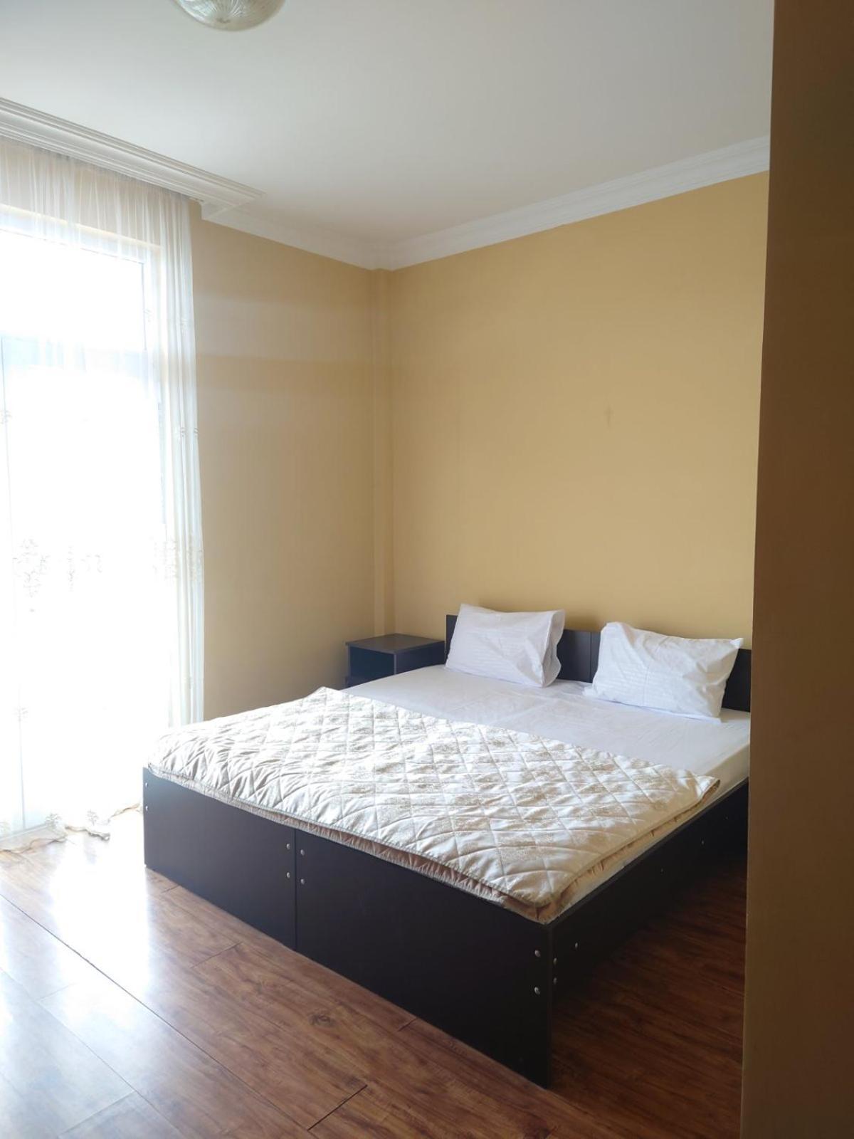 Guest House Gabi Кобулети Екстериор снимка