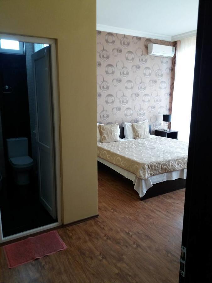 Guest House Gabi Кобулети Екстериор снимка